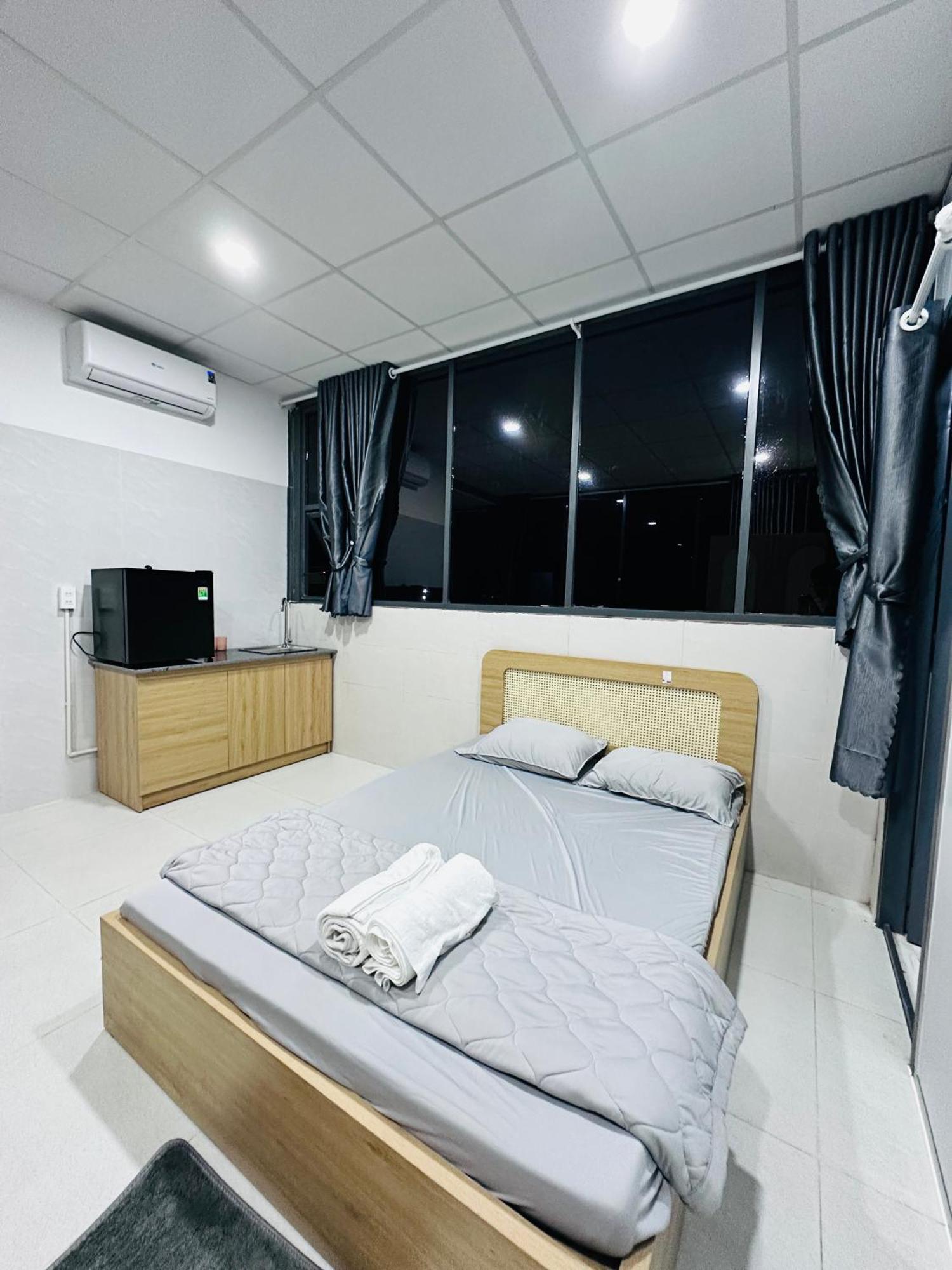 Apartment A51 Bach Dang Airport - Penthouse Ban Cong *