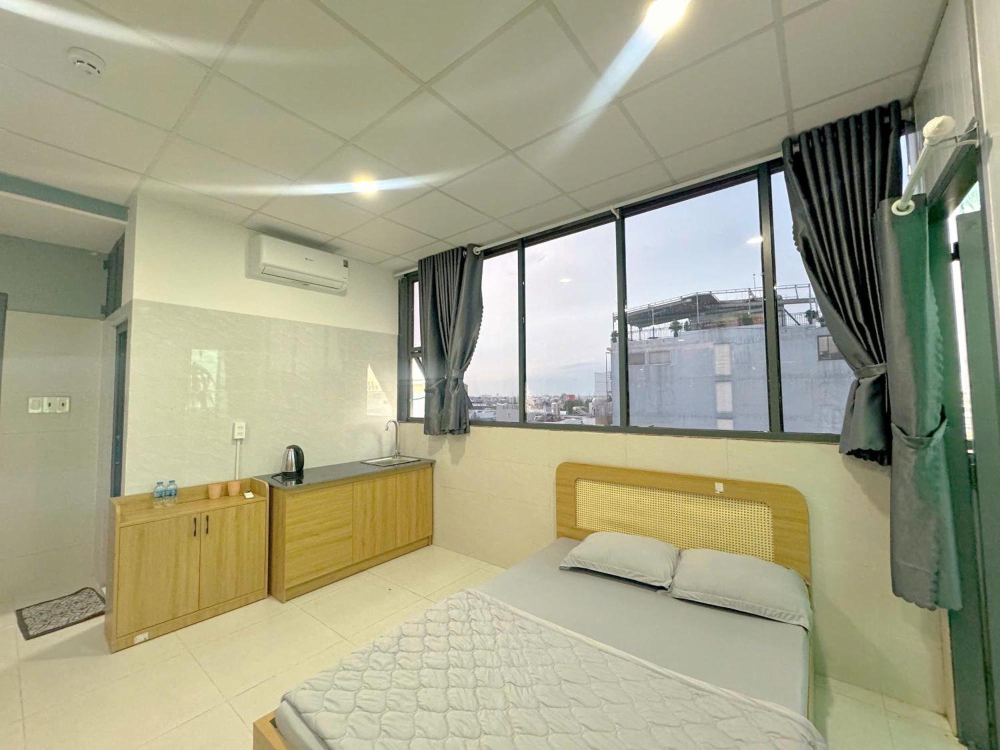 A51 Bach Dang Airport - Penthouse Ban Cong Apartment Ho Chi Minh City